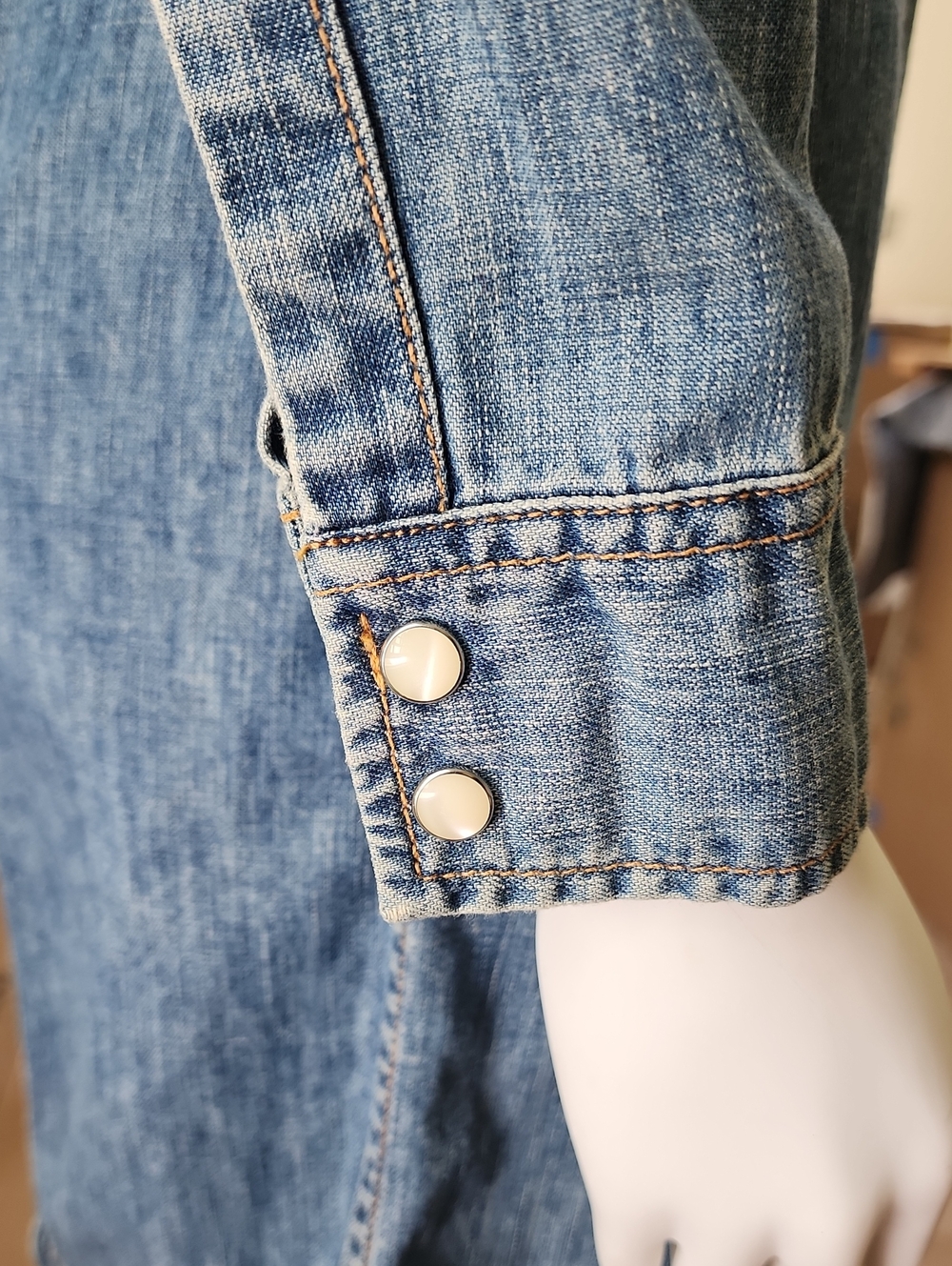 Vintage GAP Y2K Early 2000s Light Wash Medium Wash Denim Snap Front Shirt Dress - Picture 5 of 13